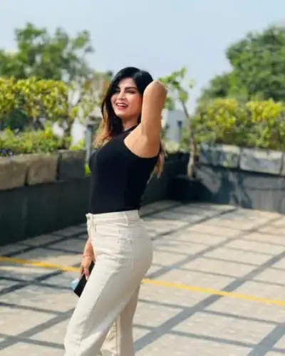 Call Girls Ballabgarh Cash On Delivery
